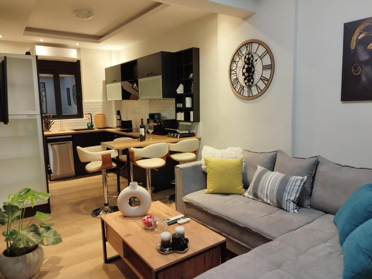 Luxurious Apartment In The Heart Of Town ! ルートラキ エクステリア 写真