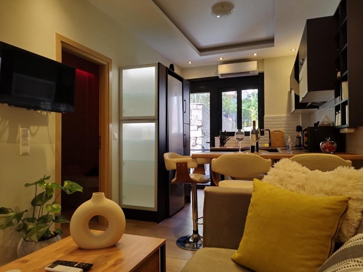 Luxurious Apartment In The Heart Of Town ! ルートラキ エクステリア 写真
